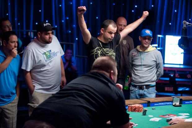 HIGH-FIVE: ENGLAND'S STEVE JELINEK WINS WSOP EVENT 41 AND UK's 5th WSOP GOLD BRACELET