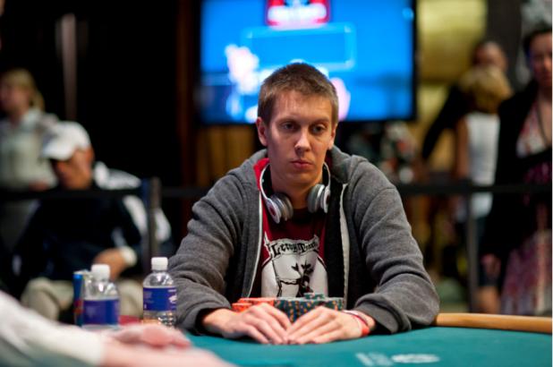 BRENT HANKS WINS GOLD BRACELET AND $517,725