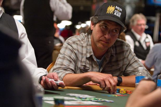 MAIN EVENT IN FULL SWING, SEVERAL NOTABLES ATOP DAY 1 LEADERBOARD