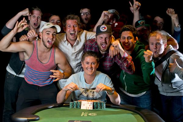 TAYLOR PAUR PICKS UP BRACELET IN MEMORABLE HEADS-UP BATTLE