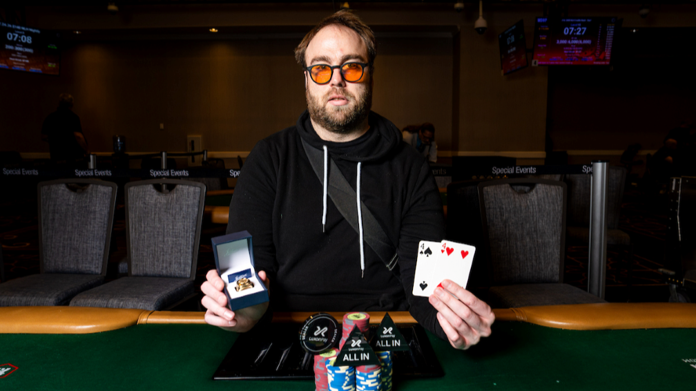 MATTHEW BLAGG WINS HORSESHOE LAS VEGAS WSOP CIRCUIT MAIN EVENT