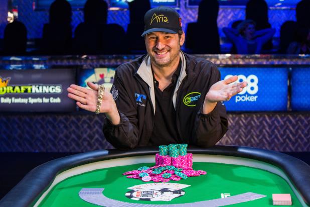 PHIL HELLMUTH WINS RECORD-EXTENDING 14TH WSOP BRACELET