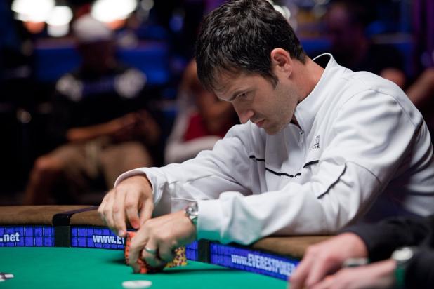 Tex Barch Wins WSOP Gold Bracelet in Event 20