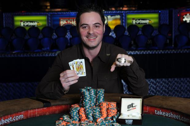 MARK SCHMID GIVES A POKER LESSON