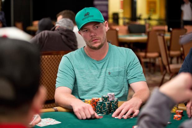 BARRY HUTTER SURGES TO TOP OF LEADERBOARD AFTER MAIN EVENT'S DAY 4