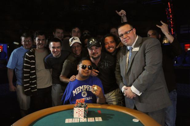 DAVID DIAZ BEATS THE ODDS AGAIN, WINS GOLD BRACELET