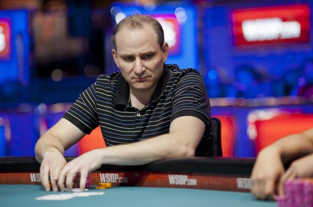 AT LAST! ANDY BLOCH FINALLY GETS HIS ELUSIVE GOLD BRACELET