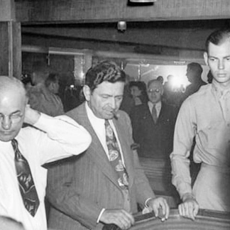 The first inductees into the Poker Hall of Fame Photo 1