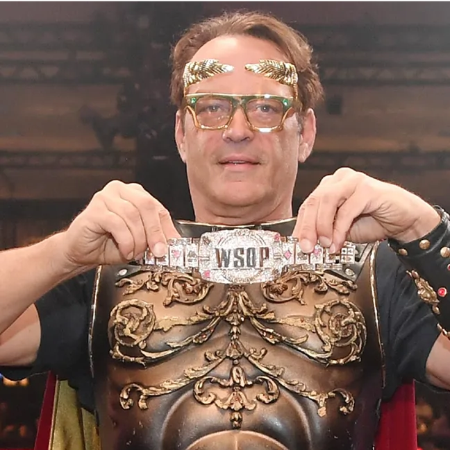 Actor Vince Vaughn with the 2022 WSOP Main Event bracelet
